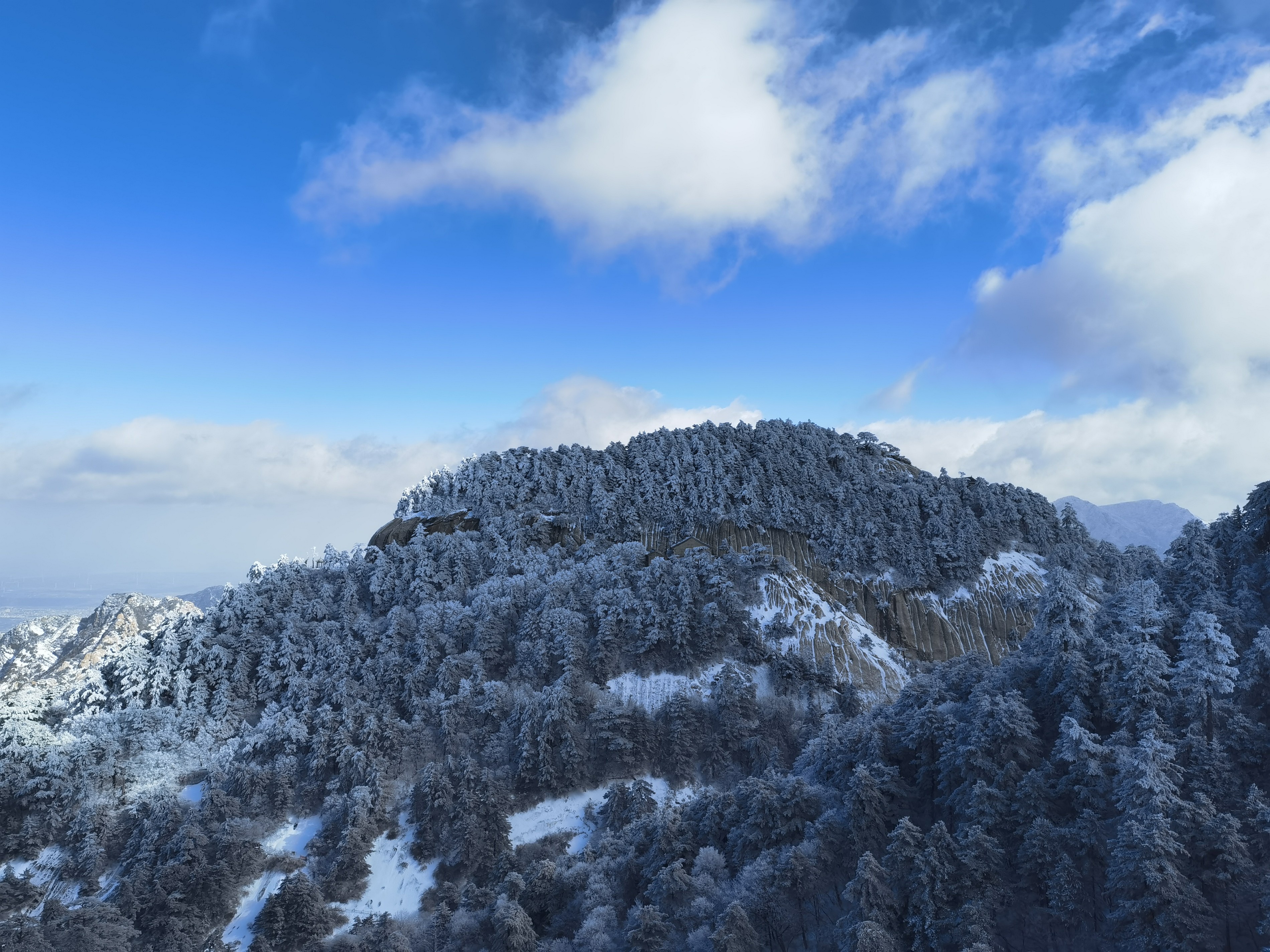 冰雪华山壁纸，建议收藏！